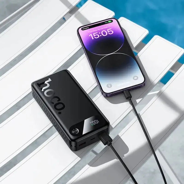 هوكو - بنك طاقة مع شاشة LED